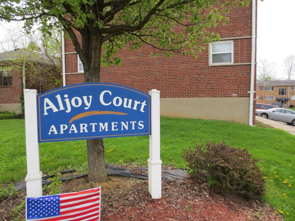 83 Aljoy Ct, Reading, OH 45215 Apartments in Reading, OH