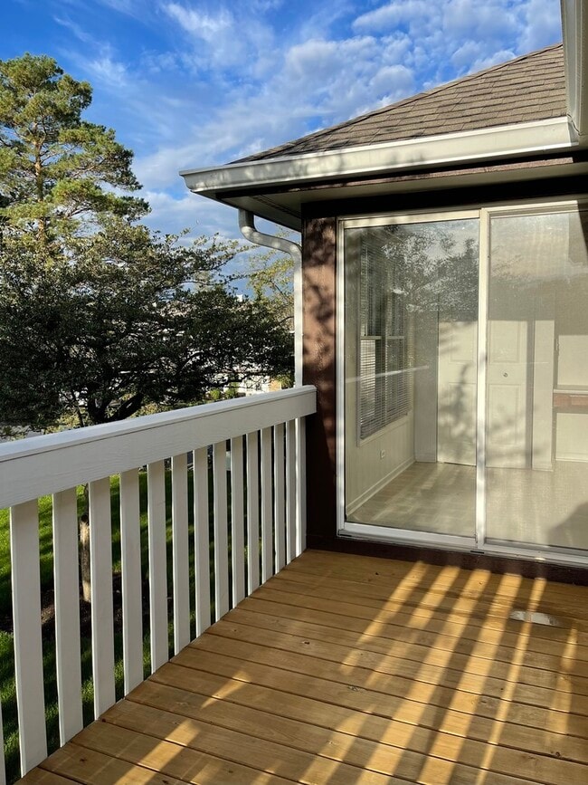 Building Photo - 205 Coventry Cir
