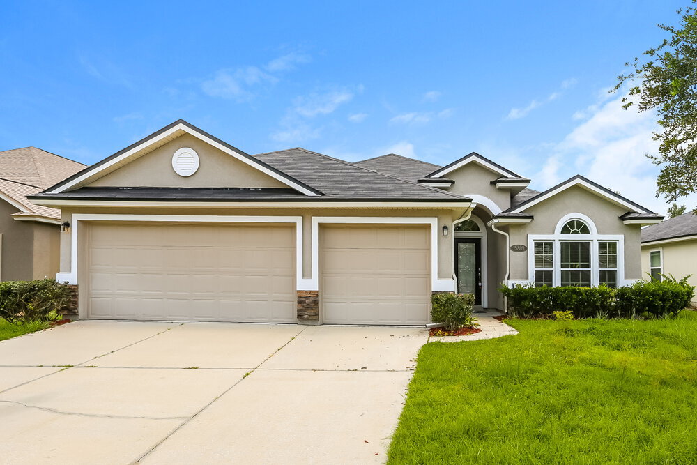 Primary Photo - 15809 Canoe Creek Dr