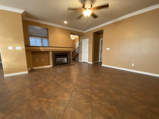Foto del edificio - 1305 Fox Acres Dr