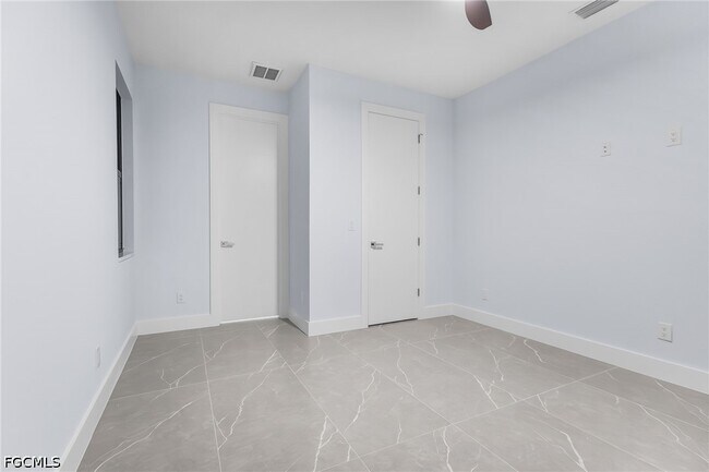 Foto del edificio - 142 SW 33rd Pl