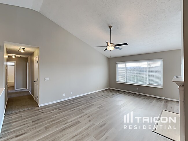 Foto del edificio - 122 Braxton Park Ln