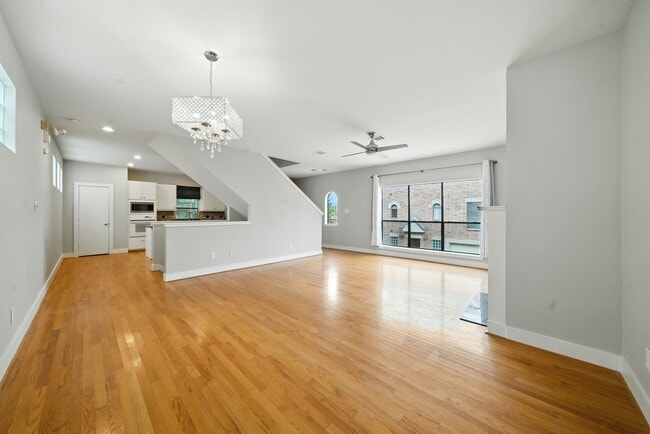 Building Photo - 9709 Riddlewood Ln