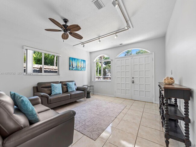 Foto del edificio - 6 SE Marlin Ave