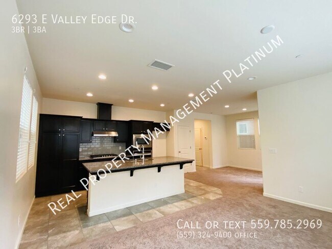 Building Photo - $1995  Belmont and Fowler, 3 Bedroom 2 Bat...