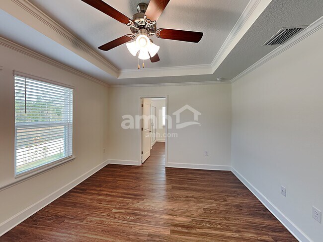 Building Photo - 5747 Hampton Creek Road