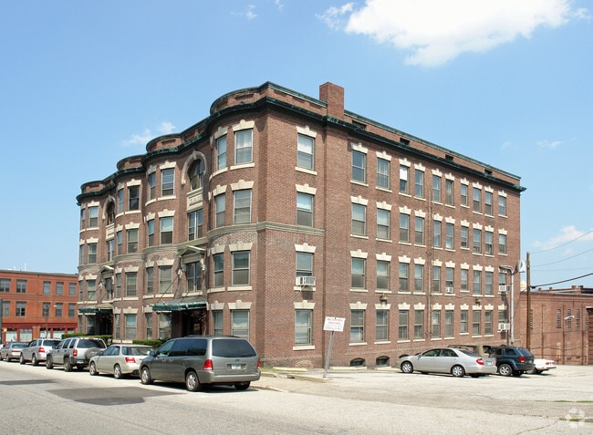 Building Photo - Kearsarge