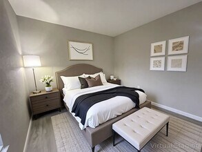 Building Photo - 30 Fall Creek Dr