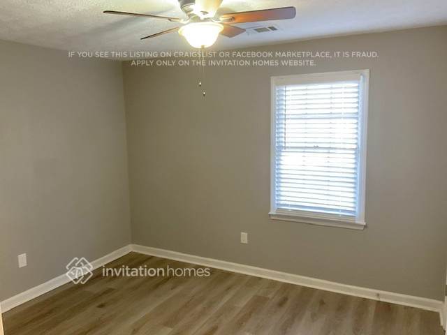 Building Photo - 155 Melton Way