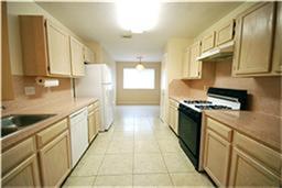 Foto del edificio - 15518 Town Green Dr