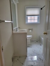 Building Photo - 25 Orchard Pl