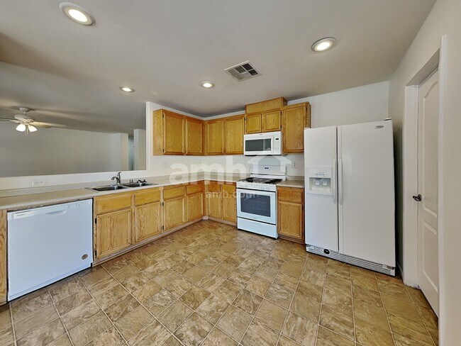 Foto del edificio - 3408 E Palatine Hills Ave