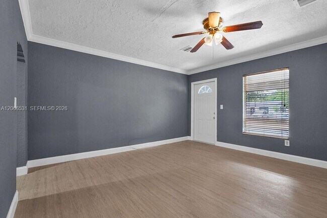 Building Photo - 3010 NW 95th Terrace