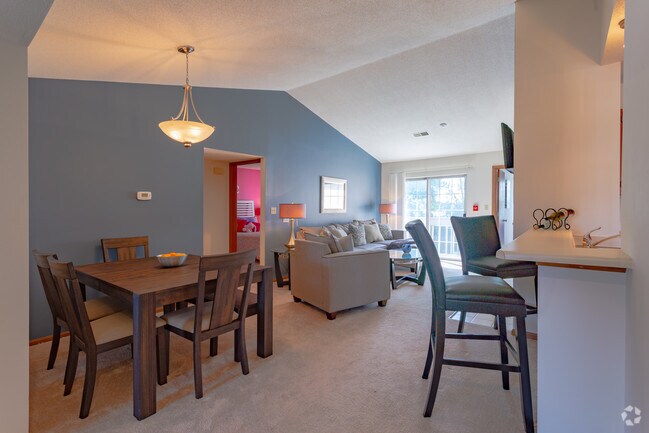 Deer Run Apartments - Milwaukee, WI | Apartments.com