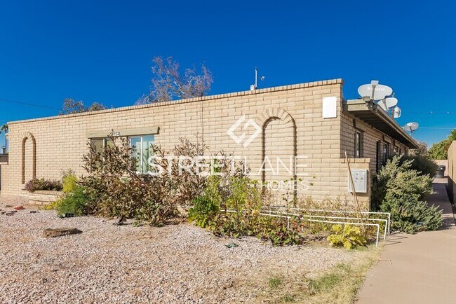 Building Photo - REDUCED PRICE!