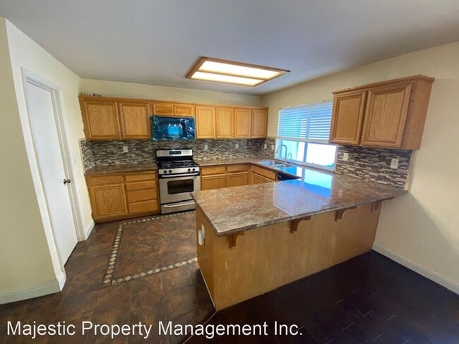 Building Photo - 4 br, 3 bath House - 4412 Abruzzi Circle