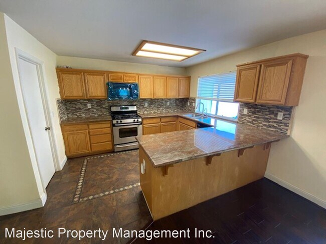 Foto del edificio - 4 br, 3 bath House - 4412 Abruzzi Circle