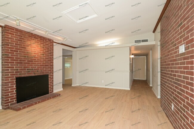 Foto del edificio - 2760 Countryside Dr