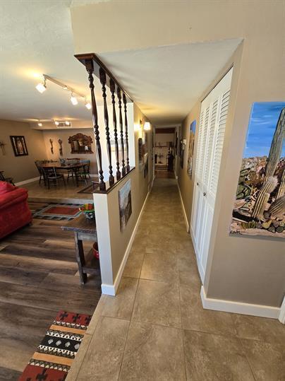 Building Photo - Beautiful EAST SIDE 4bd/2ba home with Huge Backyard!!!