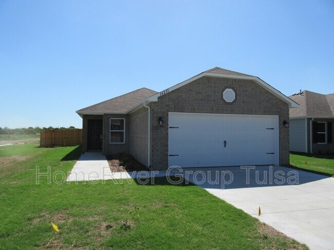 Foto del edificio - 14231 N 74th E Ave