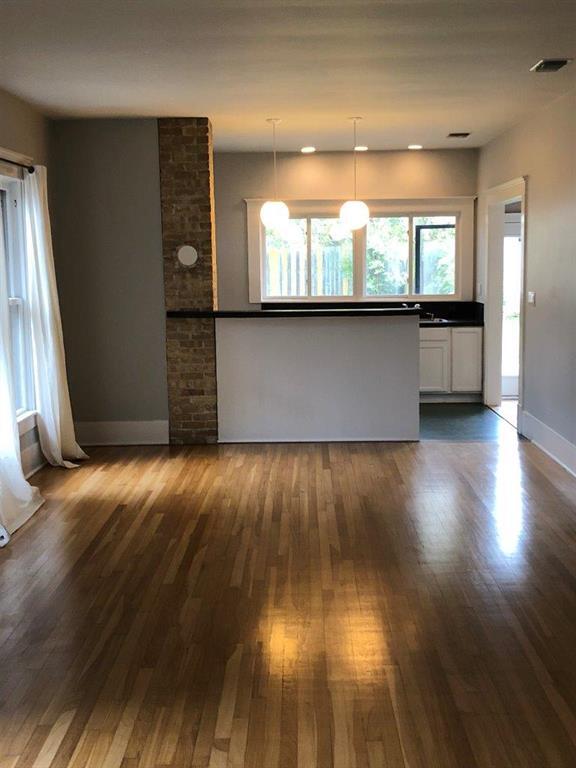 Foto del edificio - 2107 Newton St