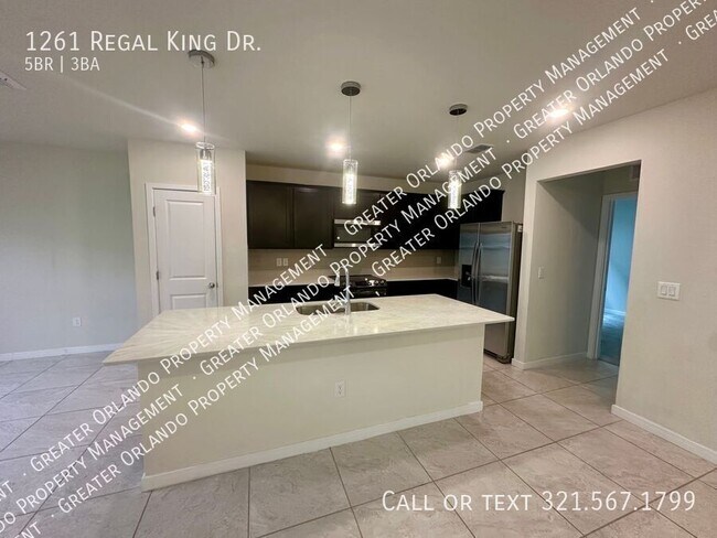 Foto del edificio - 1261 Regal King Dr
