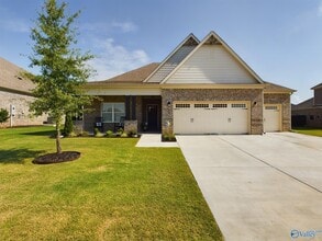 Building Photo - 105 Ginamey Cir