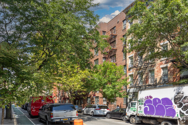 Foto del edificio - 229 E 29th St