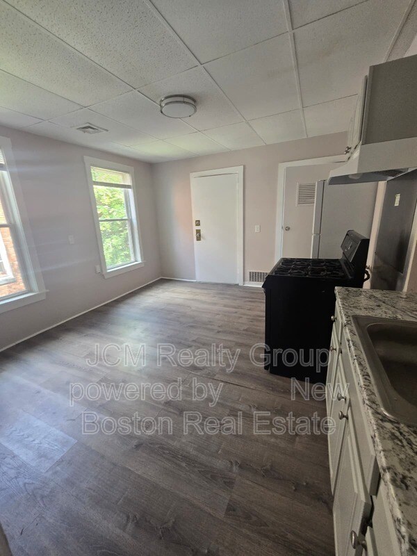 Foto del edificio - 52 Blue Hill Ave