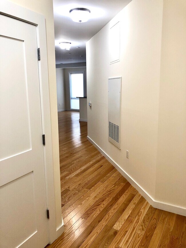 Foto del edificio - 24 Monmouth Ct