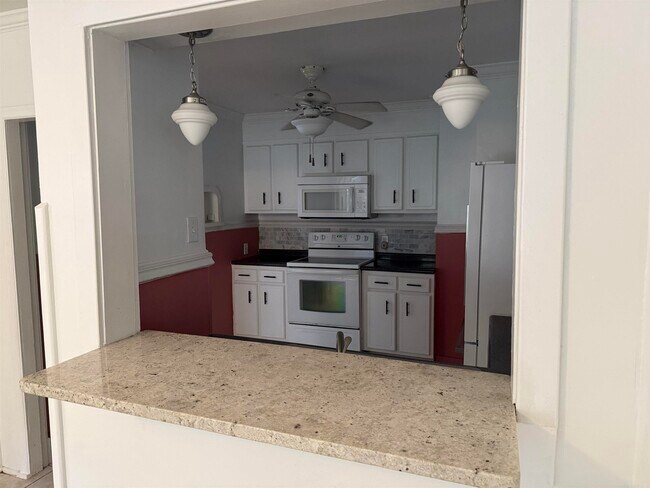 Foto del edificio - 507 W Elm Ave