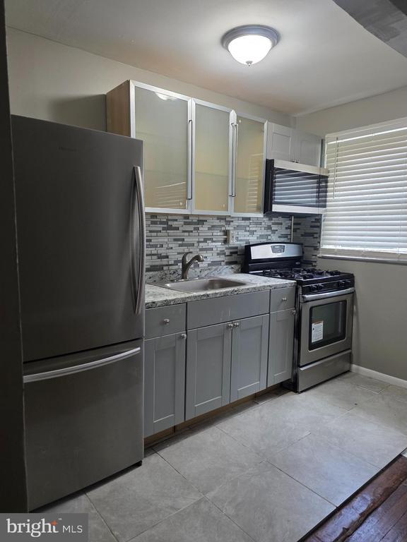 Foto del edificio - 814 E Cold Spring Ln