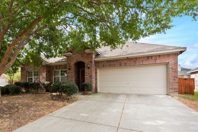 Foto del edificio - 3 bedroom home over 2100 sqft!  Little Elm ISD
