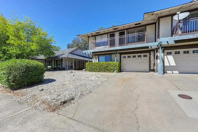 Building Photo - 2645-2649 S Whitney Blvd