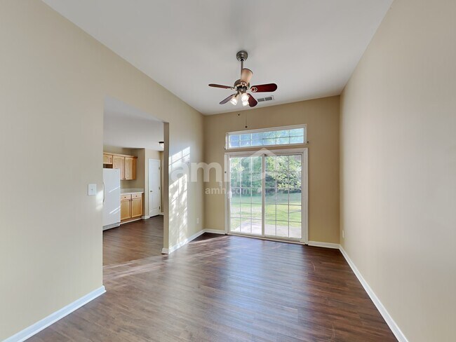 Foto del edificio - 13309 Salvo Dr