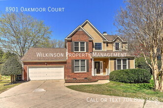 Building Photo - 8901 Oakmoor Ct