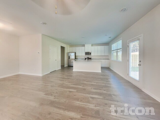 Foto del edificio - 184 Chapelcrest Ln