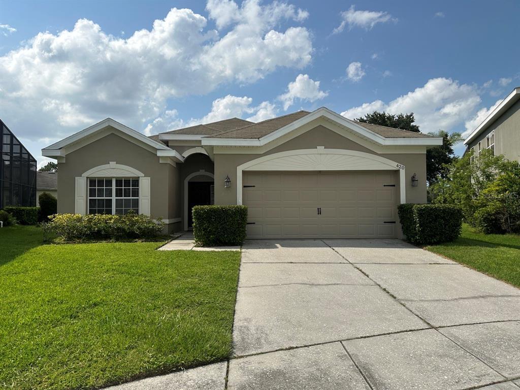 Foto principal - 420 Moss View Cir
