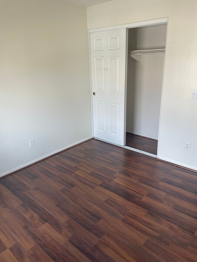 Foto del edificio - 237 Aurora Ave