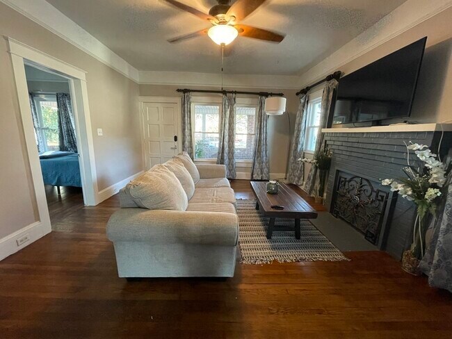 Foto del edificio - 604 Pearl Ave