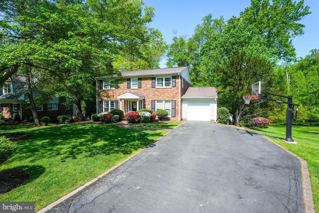 Primary Photo - 3222 Wynford Dr