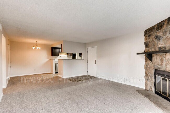 Building Photo - 18302 E Kepner Pl