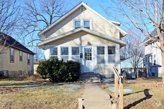 Building Photo - 4731 N Bryant Ave