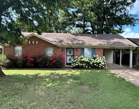 Building Photo - 5373 Sputnik Dr