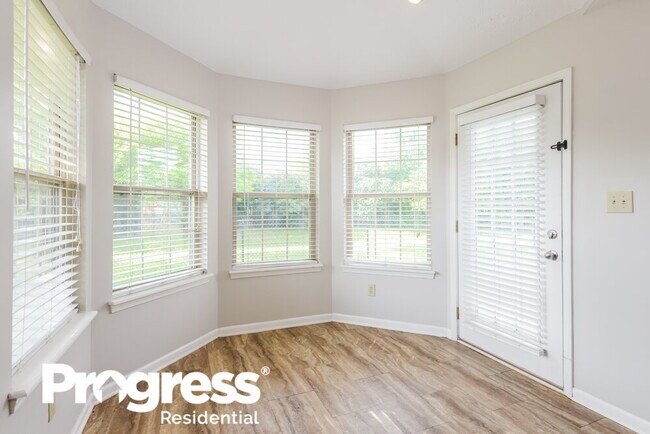 Building Photo - 6645 Decatur Commons