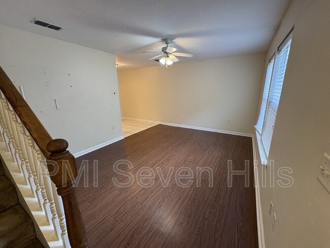 Building Photo - 2520 Graves Rd