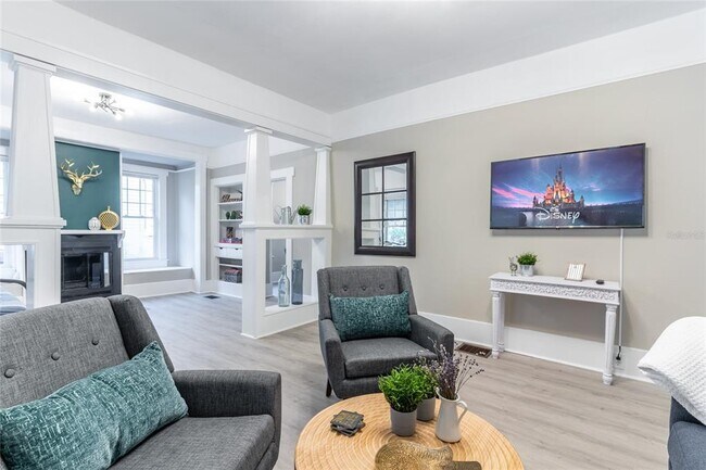 Building Photo - 515 Daniels Ave