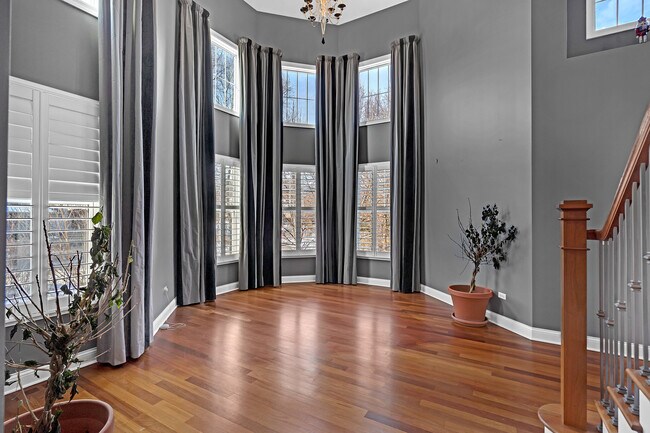 Foto del edificio - 7242 Greywall Ct