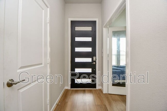 Building Photo - 19014 Whitehaven Bend Ln