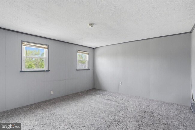Building Photo - 847 Faust Rd